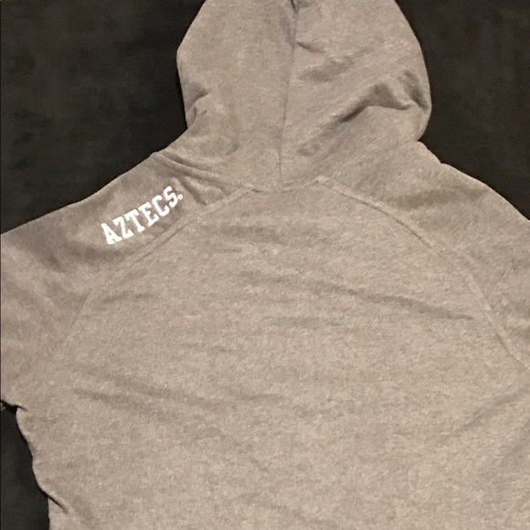 Champion Medium sweatshirt. San Diego Aztecs. - Picture 3 of 3